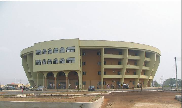LAUTECH School fees 2023/2024 LAUTECH School fees 2023/2024